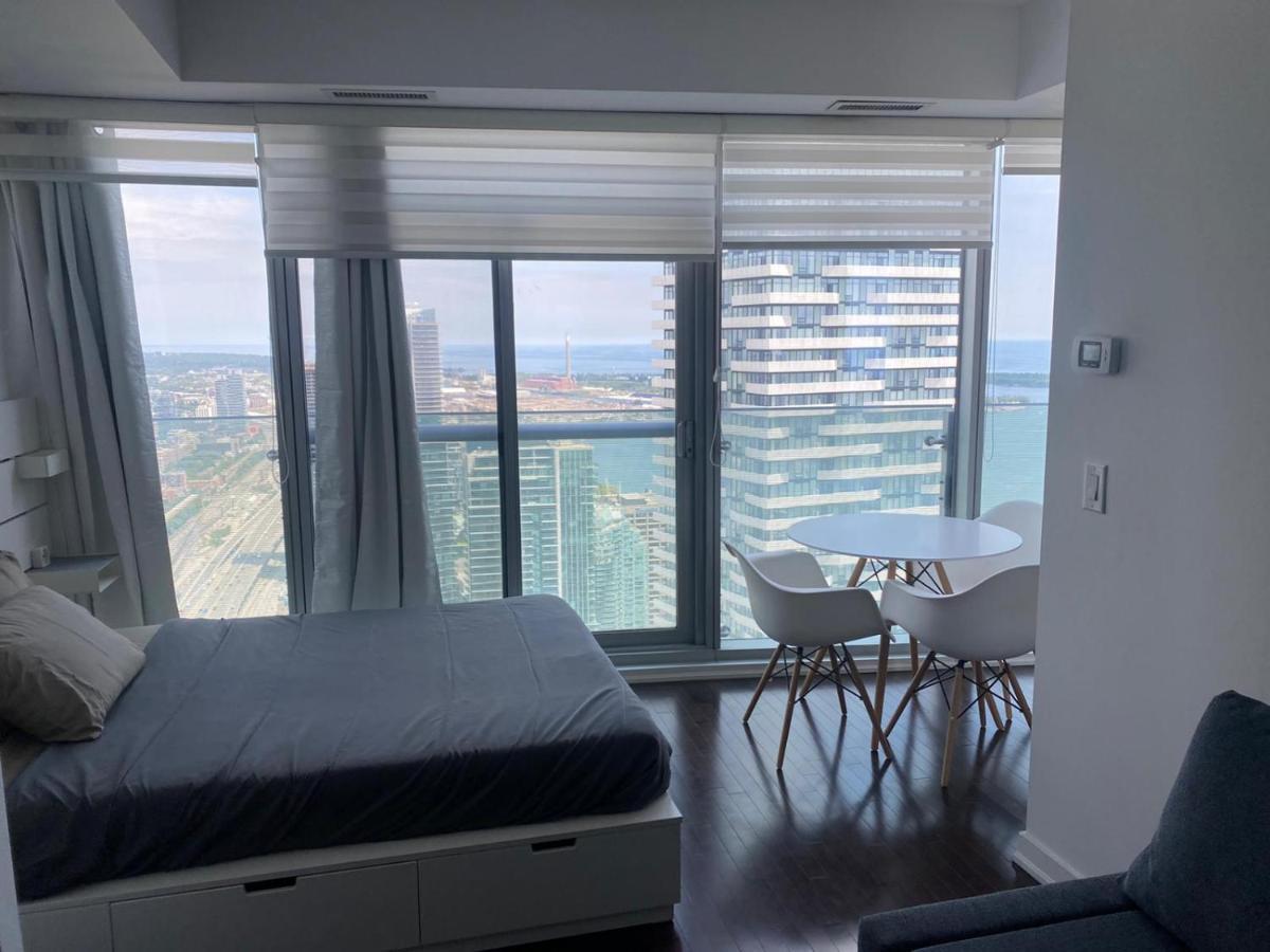 Ihost Suites Ice Condo Торонто Экстерьер фото
