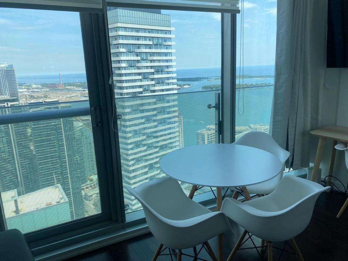 Ihost Suites Ice Condo Торонто Экстерьер фото
