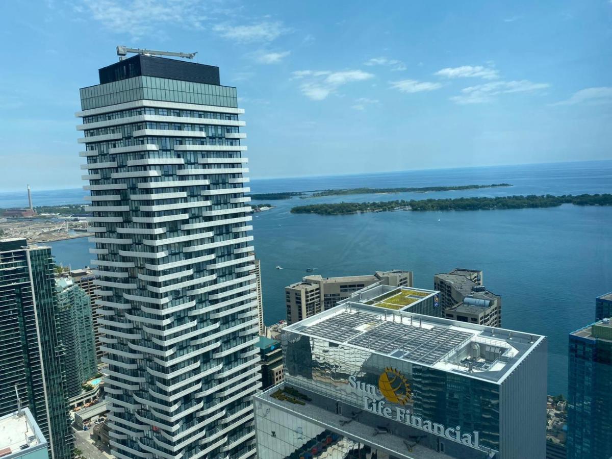 Ihost Suites Ice Condo Торонто Экстерьер фото