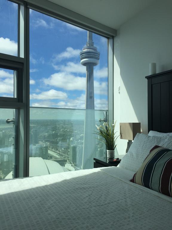 Ihost Suites Ice Condo Торонто Экстерьер фото
